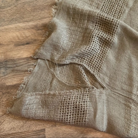 Taupe waffle knit infinity scarf - Picture 7 of 7